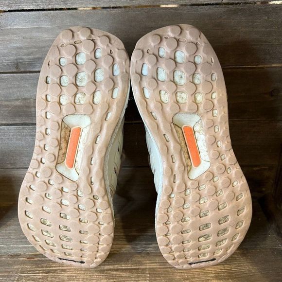 Womens Adidas Ultraboost 4.0 Chalk Coral Pink Running Sneakers Shoes Size 6.5 M - Picture 3 of 6